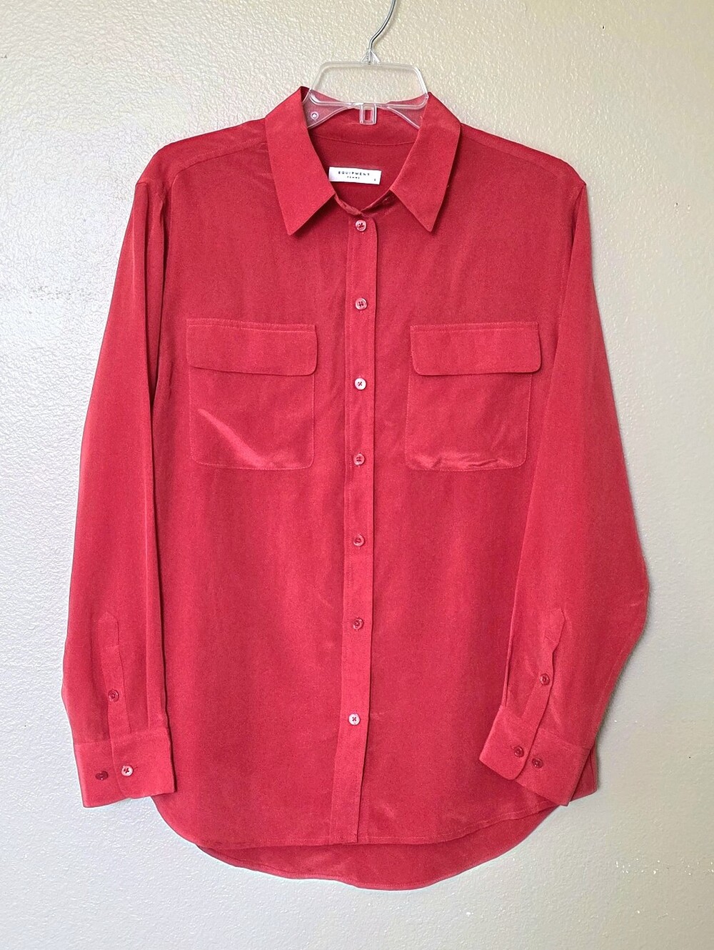 Equipment Femme Womens Red Slim Signature 100% Silk Shirt - Size Small